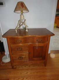 Lovely small oak sideboard - nicely refinished.