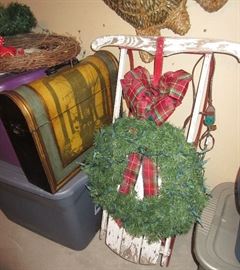 CHRISTMAS ASSORTED ITEMS