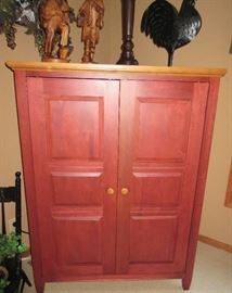 2 DOOR ENTERTAINEMENT CENTER