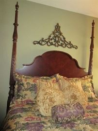 7 FOOT - 4 POSTER BED - QUEEN SIZE