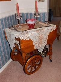 Tea cart
