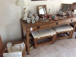 MCM table with matching benches, assorted vintage tabletop and table linens 