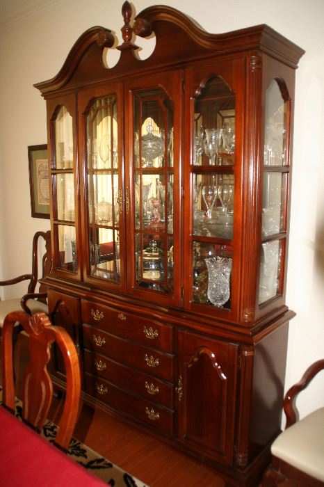 Lovely Lexington China Cabinet with dining table and side board 