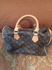 Louis Vuitton handbag 