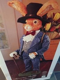 Holiday Decorations - like new - in Boxes