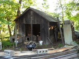 To  be taken down for the barn wood