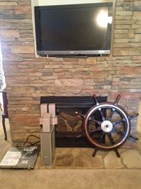 John Hastie & Co Authentic Wood/Brass Ships Wheel