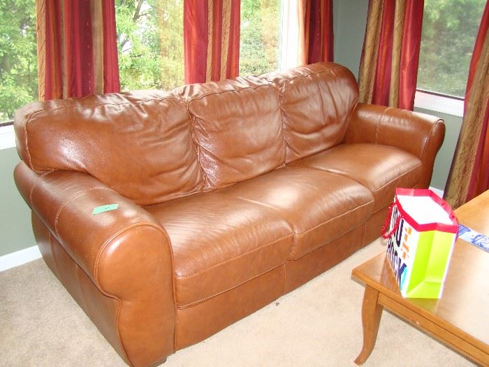 leather sofa 