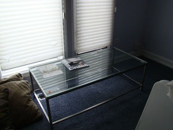 glass coffee table 