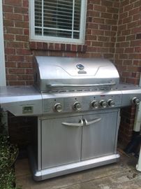 Gas grill