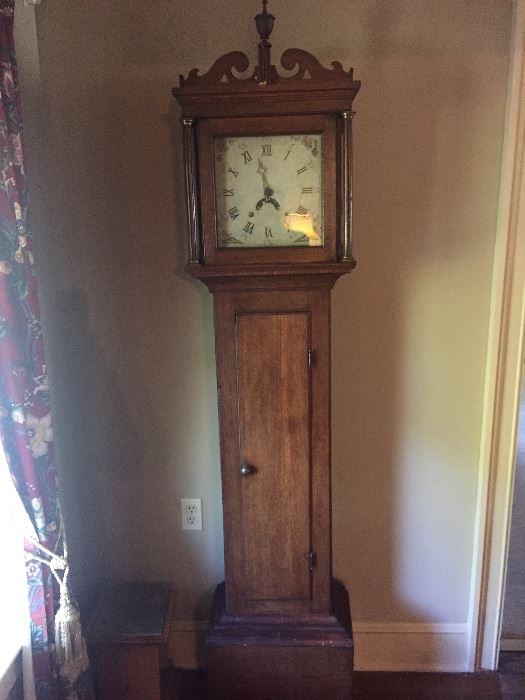 Grandfather clock (vintage)