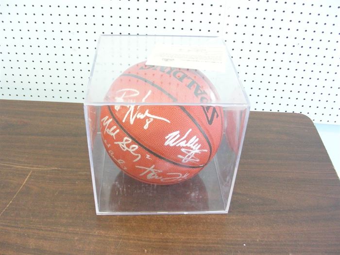 2000 Signed Timberwolves Basketball w/COA Garnet, Sealy, Brandon, etc