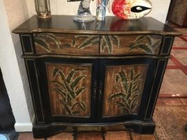 Great storage, small buffet