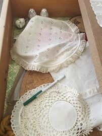 many vintage doilies to choose from