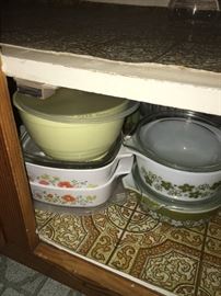 pyrex and anchor hocking sets