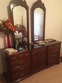 Dresser with double mirror