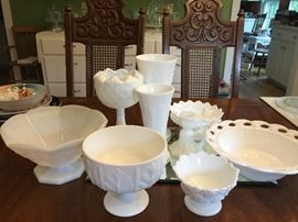 Milk glass and white glass! So pretty. 