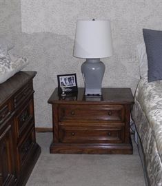 Bedroom set with lamps