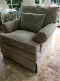 Fantastic Swivel Club Chair, so comfortable and perfectly neutral!