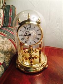 Howard Miller Anniversary Clock