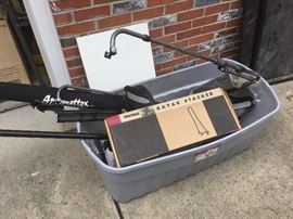 Complete Yakima roof rack system for bikes and kayaks. All parts and instructions 