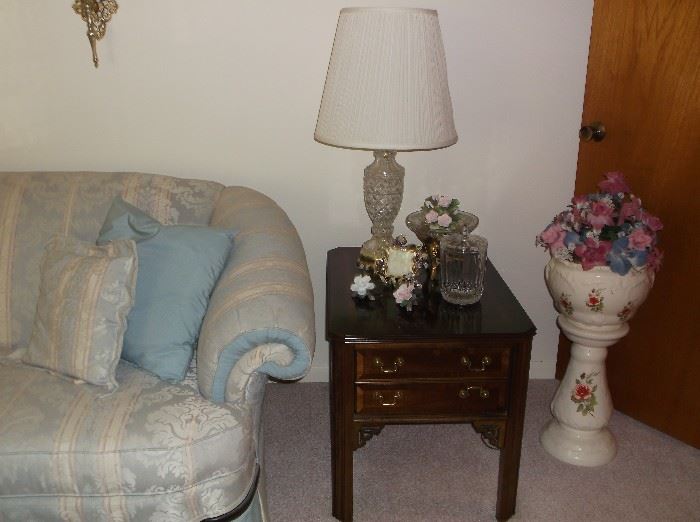 One of a pair of end tables w/crystal lamps and jardiniere on stand