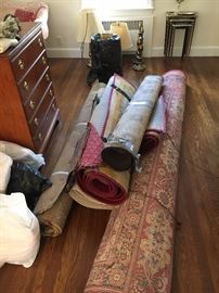 Lots of rugs! I will take more pictures in the next few days