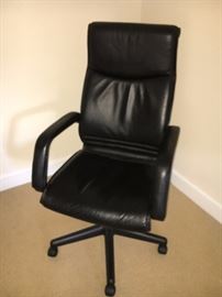 Another plush office chair