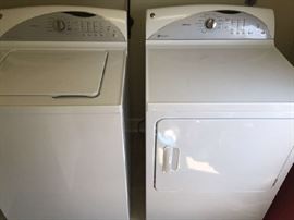 matching like new GE washer and electric dryer