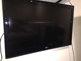 we have TWO 32" LG TVs