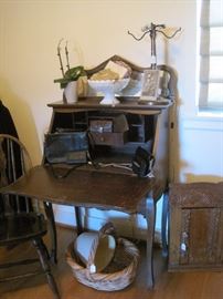 ANTIQUE SECRETARY