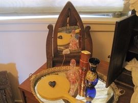 VINTAGE VANITY ITEMS
