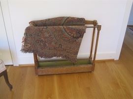 ANTIQUE QUILT RACK