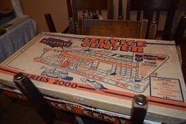Vintage Toy- Allstate Service Center; Series 2000