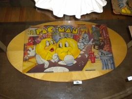 Pac-Man glass pin ball machine face