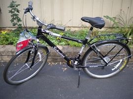 Schwinn Discover City series bike. New Never used.