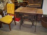 NICE TREDDLE SEWING MACHINE