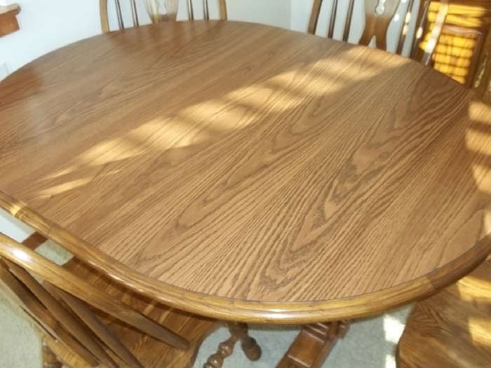 Cochrane dining table and chairs and leaves