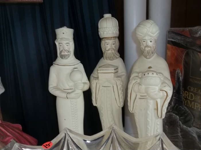 three kings nativity figurines
