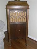 Silvertone Tru-phonic Phonograph - Sears Fairfax - in good working condition