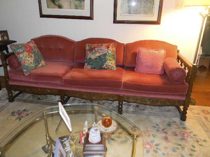 sofa in excellent condition with European styling and carpet