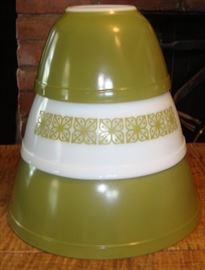 pyrexgreennestedbowls1a