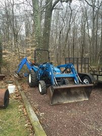 NEW HOLLAND TRACTOR WITH FRONT LOADER AND BACKHOE