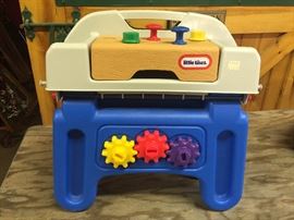 LITTLE TIKES WORK BENCH