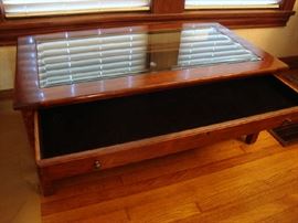 Drawer opens from both sides. very nice