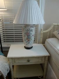 Pair of porcelain lamps and matching night stands