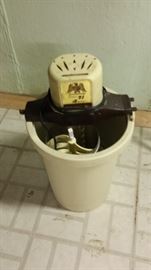 Electric Ice cream maker