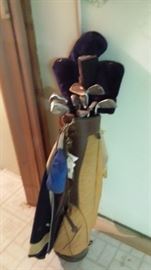 Golf clubs 
