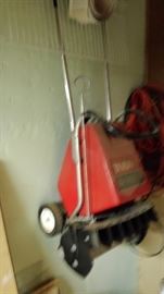 Toro gas snow blower S140