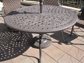 Tropitone Patio Table.